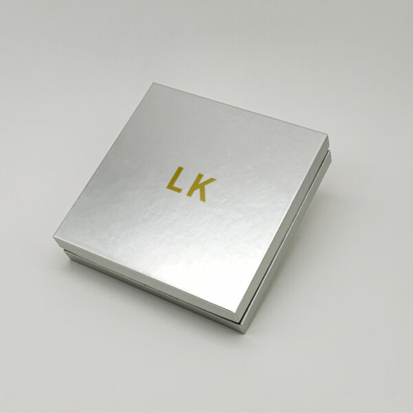 Skin care products gift box with top and bottom lid