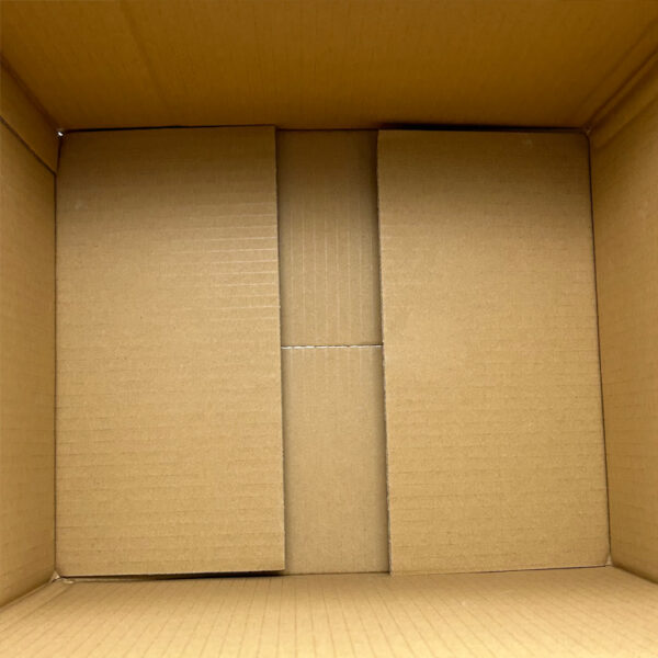Corrugated cardboard box