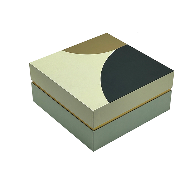 Heaven and Earth Cover Box