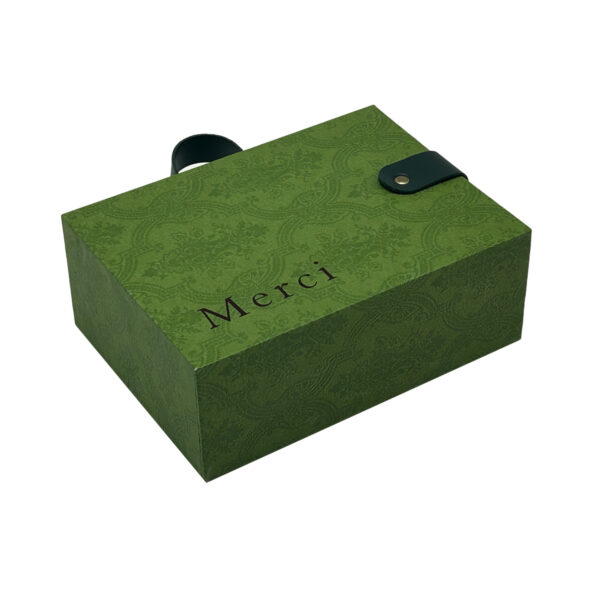 Candy And Chocolate Packaging Box With Leather Handle - Image 2