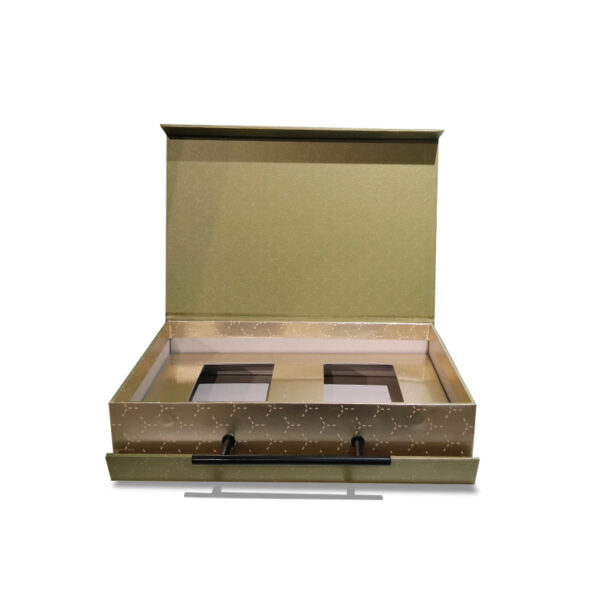 Flip cover gift box