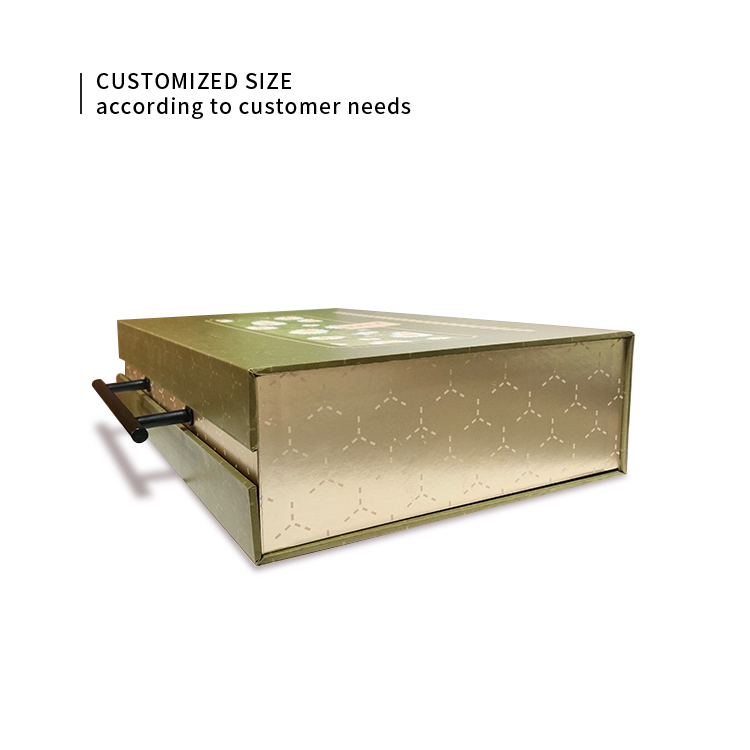 Gift box with handle