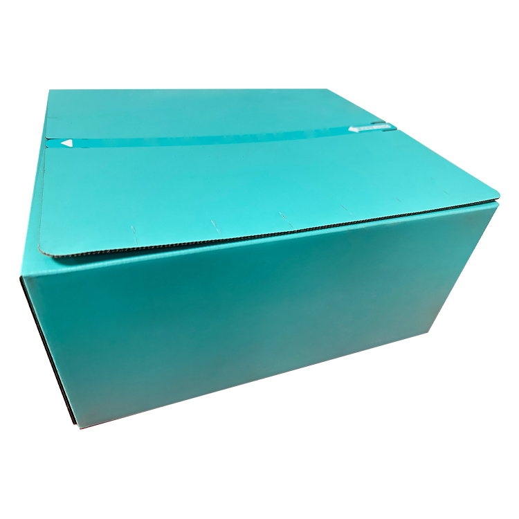 Colored corrugated cardboard box