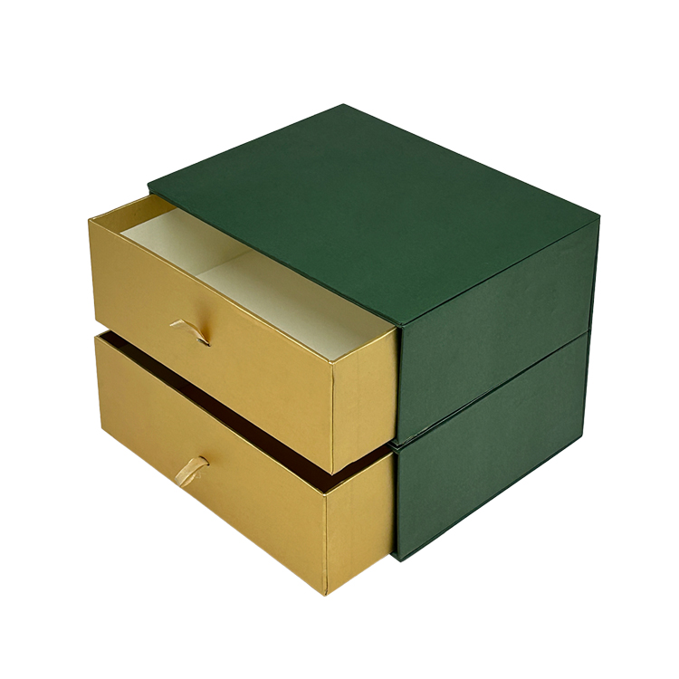 Double layered gift box customization