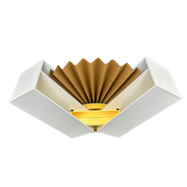 Folding gift box
