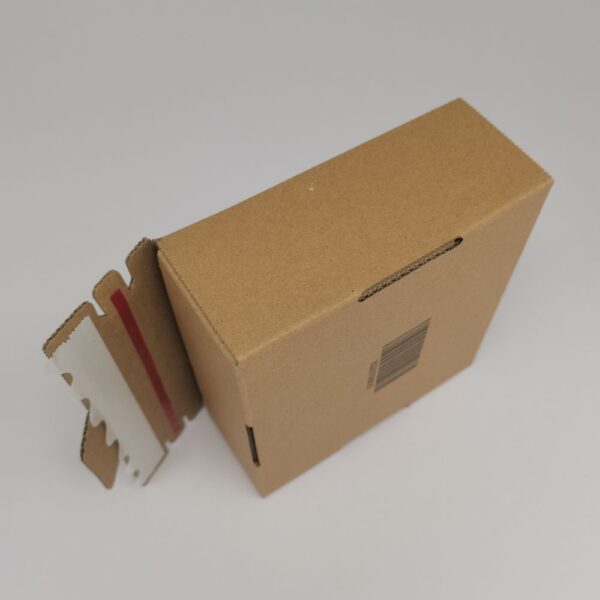 Zipper packaging box