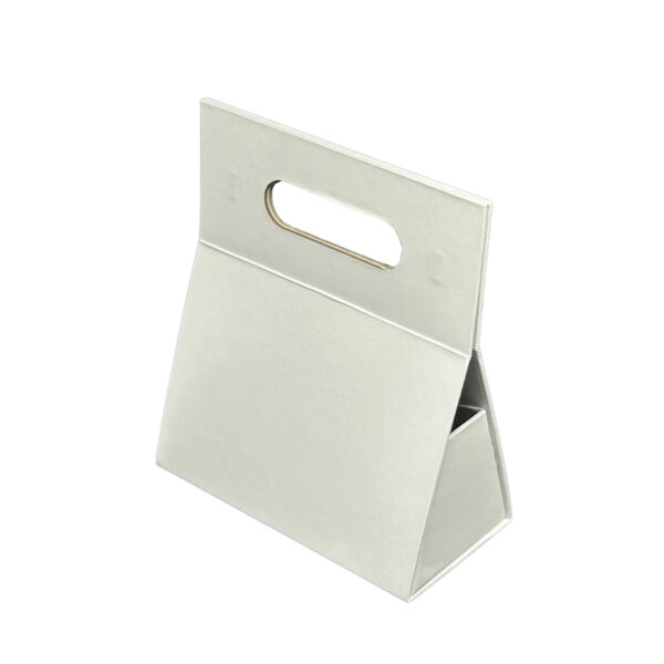 Magnetic gift box with handheld