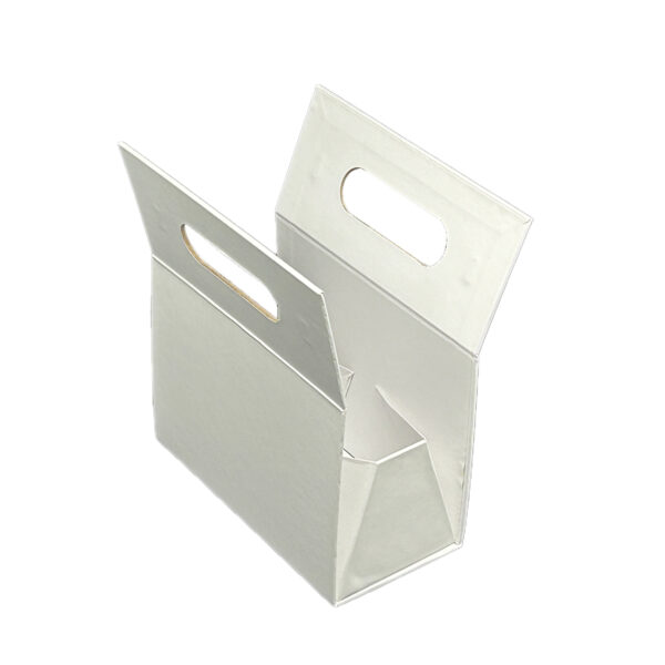 Portable magnetic gift box