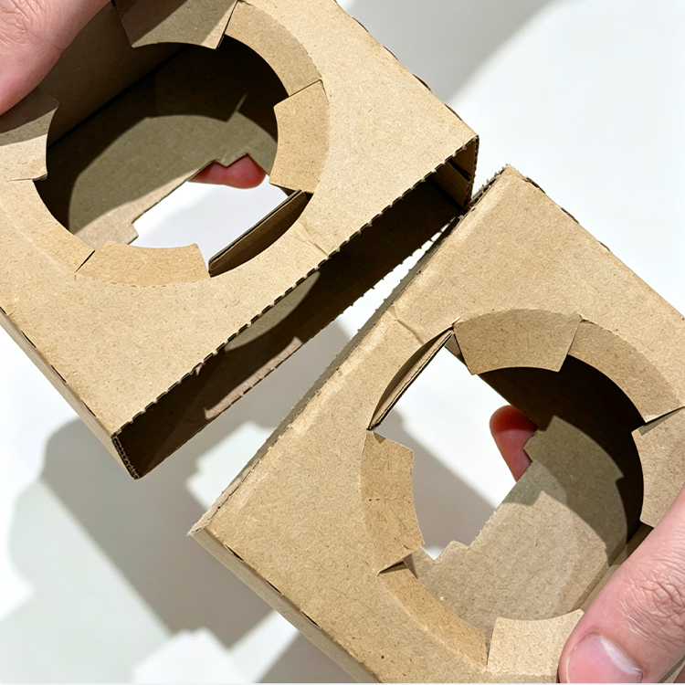 Coffee takeout cup carrier